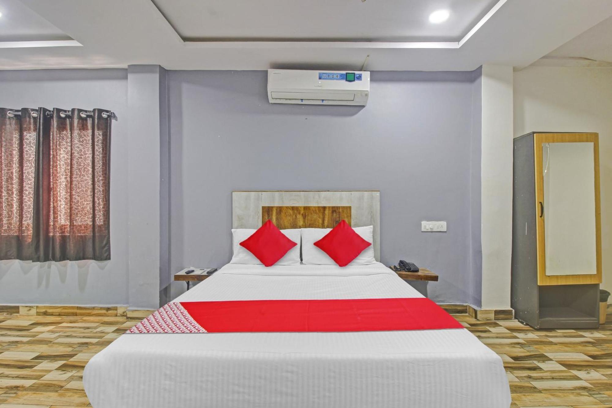 Super Hotel O Sri Sai Regency Hajdarábád Exteriér fotografie