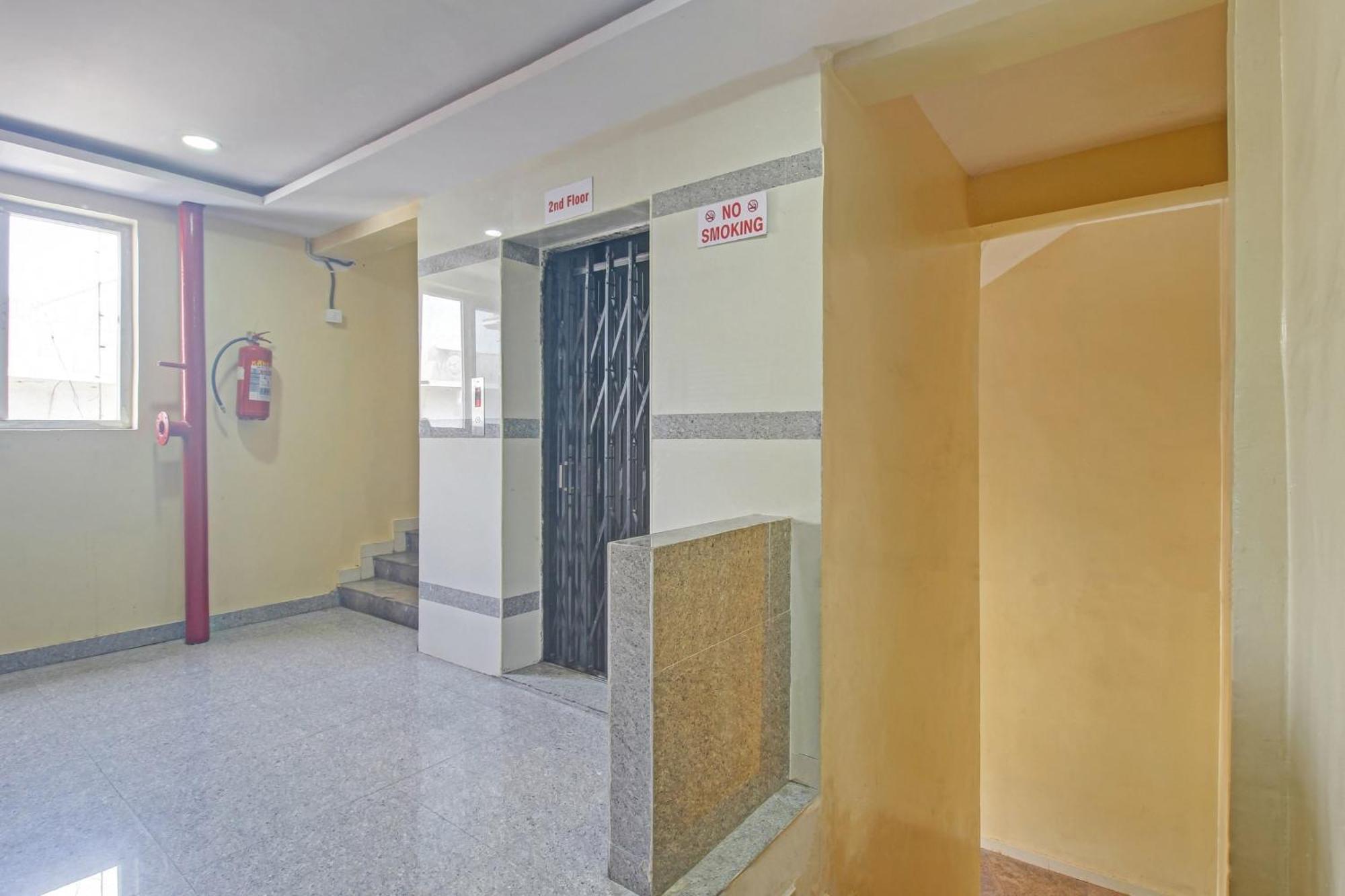 Super Hotel O Sri Sai Regency Hajdarábád Exteriér fotografie